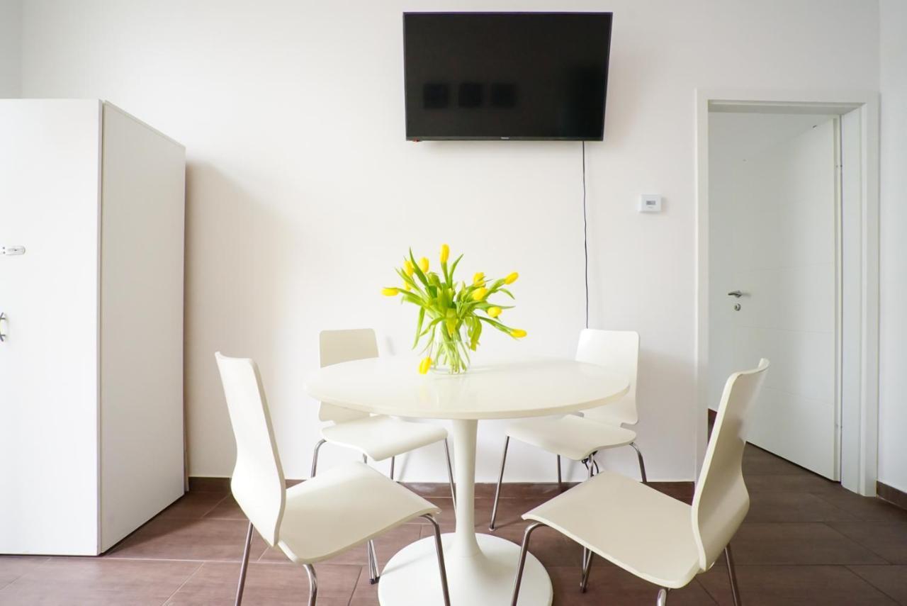 Wonderful Big Apartment Near Yppen Market Виена Екстериор снимка