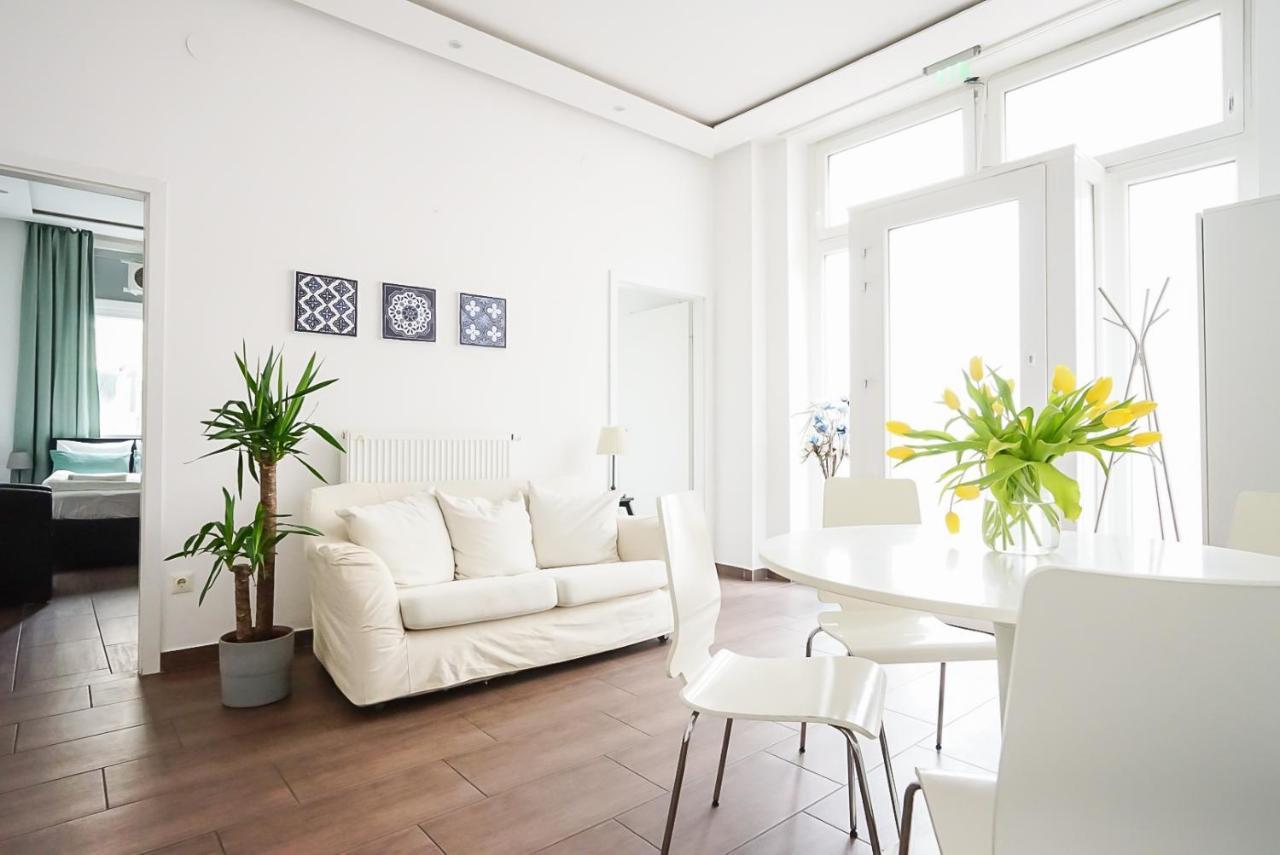 Wonderful Big Apartment Near Yppen Market Виена Екстериор снимка